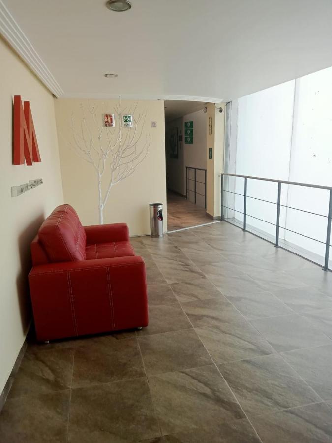 Hotel M Elite Rojo