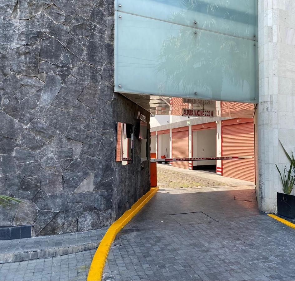 Hotel M Elite Rojo Hotel 3*