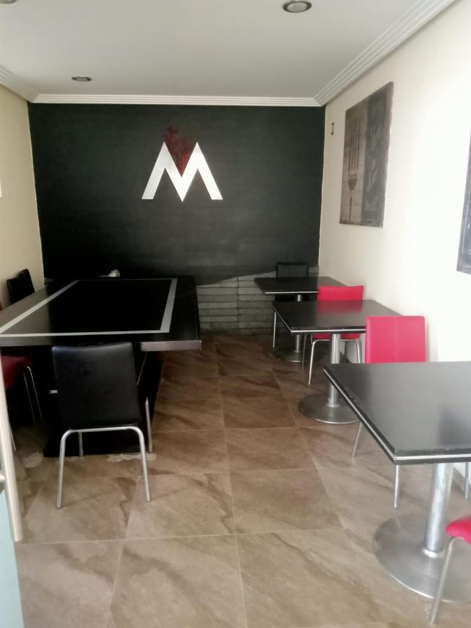 Hotel M Elite Rojo